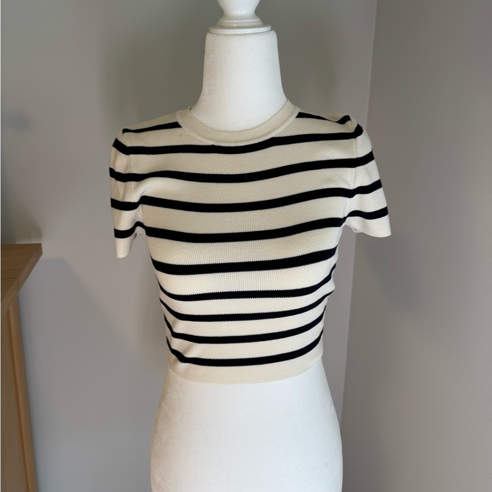 Zara Black and Cream Striped Short Sleeve Top